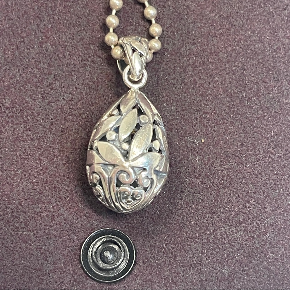 Lagos Silver Filigree Teardrop Pendant Necklace